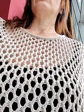 Snapshot of EvaXOAir chatting on 03/10/25, 05:22 EvaXOAir online show from 03/10/25, 05:22