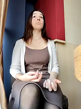 Snapshot of EvaXOAir chatting on 03/21/25, 05:11 EvaXOAir online show from 03/21/25, 05:11