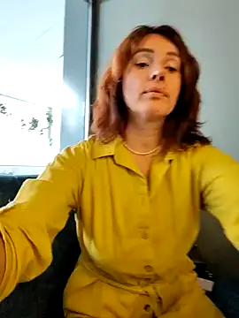 Snapshot of EvaXOAir chatting on 09/18/25, 08:49 EvaXOAir online show from 09/18/25, 08:49