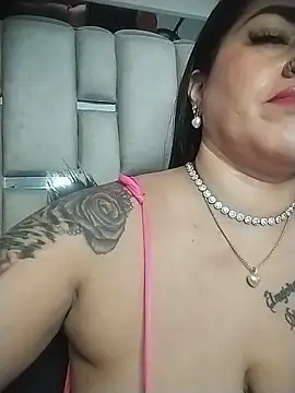 chelaqueen  online show from 06/02/26, 09:06