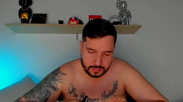 camilo restrepo21 online show from 03/09/25, 12:42