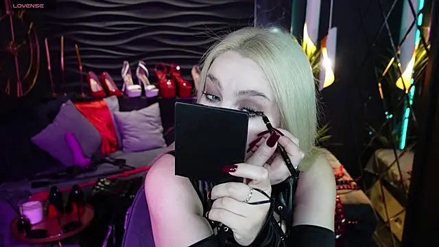 MistressDarsy online show from 01/24/25, 06:03