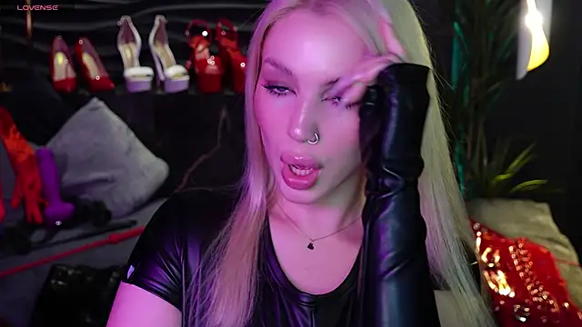 MistressDarsy online show from 03/16/25, 06:31