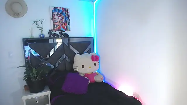 Salo hot04 online show from 02/08/25, 12:28