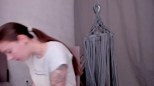 why again me online show from 02/23/25, 06:34