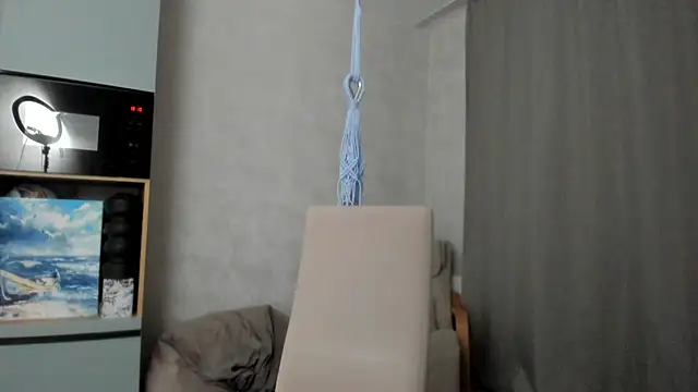 why again me online show from 10/05/25, 04:16