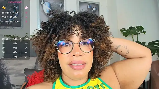 Snapshot of valerieharris chatting on 07/19/26, 04:38 valerieharris online show from 07/19/26, 04:38