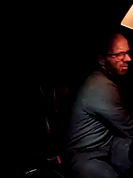 Snapshot of Cooking_Cristal chatting on 12/28/24, 01:39 Cooking Cristal online show from 12/28/24, 01:39