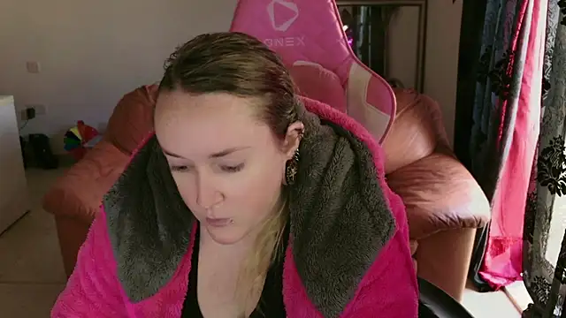 kisicaxx online show from 01/30/25, 02:15