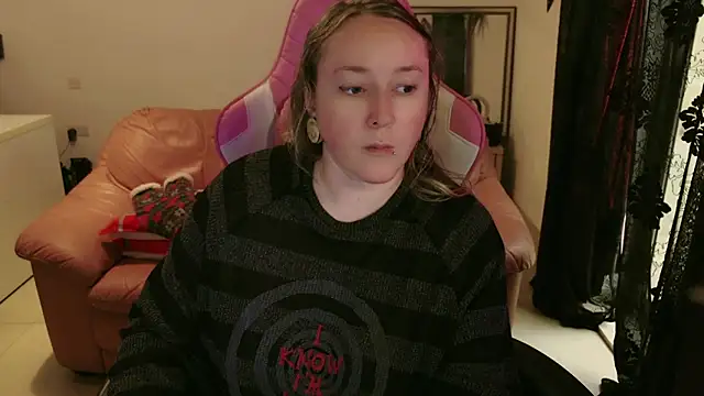 kisicaxx online show from 02/09/25, 03:01