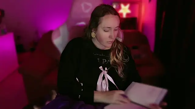 kisicaxx online show from 03/07/25, 06:54