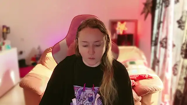 kisicaxx online show from 03/08/25, 08:00