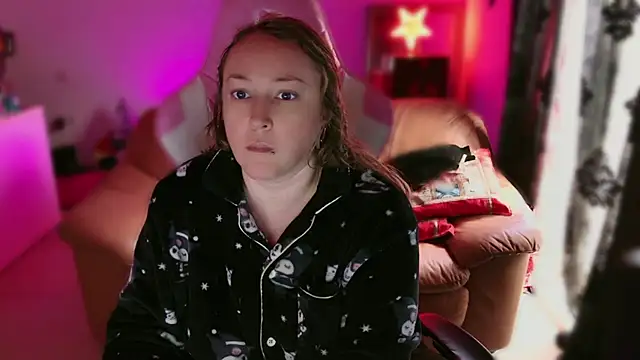 kisicaxx online show from 03/09/25, 03:16