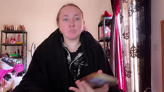 kisicaxx online show from 01/11/26, 11:48