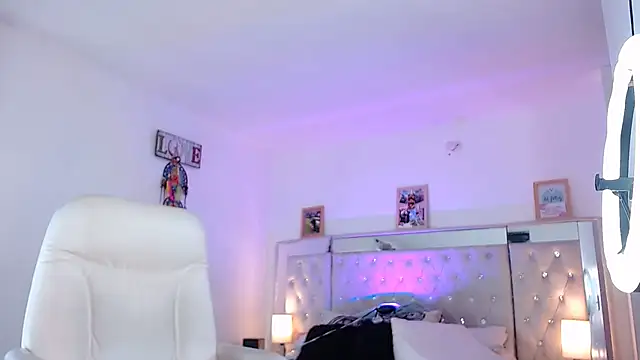 hollythomson online show from 01/16/25, 09:40