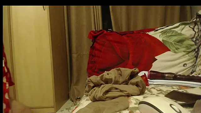 Snapshot of larawet chatting on 01/03/25, 06:14 larawet online show from 01/03/25, 06:14