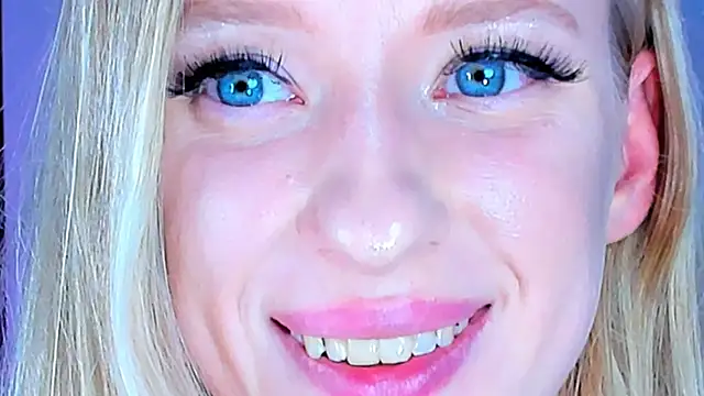 Snapshot of Jane_Klein chatting on 09/11/25, 04:01 Jane Klein online show from 09/11/25, 04:01