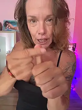 mommyselenafit  online show from 04/01/26, 01:17