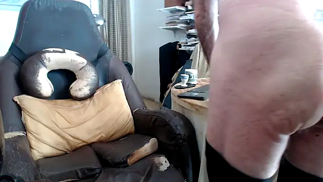 briochin online show from 02/23/25, 02:25