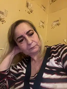 Snapshot of Irina2909@xh chatting on 02/07/25, 07:49 Irina2909xh online show from 02/07/25, 07:49