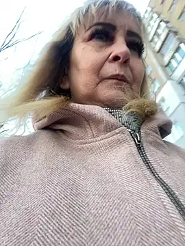 Snapshot of Irina2909@xh chatting on 02/28/25, 01:47 Irina2909xh online show from 02/28/25, 01:47