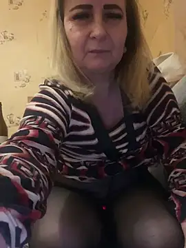 Snapshot of Irina2909@xh chatting on 03/09/25, 04:55 Irina2909xh online show from 03/09/25, 04:55