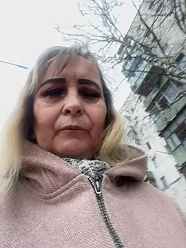 Snapshot of Irina2909@xh chatting on 03/11/25, 01:34 Irina2909xh online show from 03/11/25, 01:34