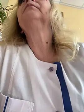 Snapshot of Irina2909@xh chatting on 03/13/25, 10:36 Irina2909xh online show from 03/13/25, 10:36