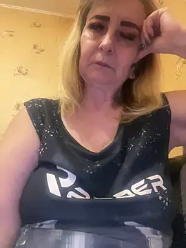 Snapshot of Irina2909@xh chatting on 03/16/25, 07:49 Irina2909xh online show from 03/16/25, 07:49