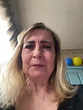 Snapshot of Irina2909@xh chatting on 03/23/25, 08:59 Irina2909xh online show from 03/23/25, 08:59