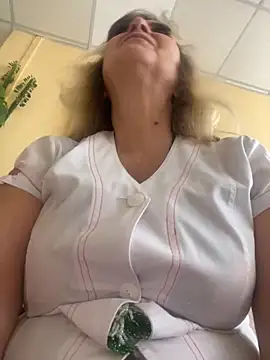 Snapshot of Irina2909@xh chatting on 09/24/25, 06:50 Irina2909xh online show from 09/24/25, 06:50