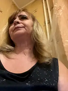 Snapshot of Irina2909@xh chatting on 09/29/25, 09:41 Irina2909xh online show from 09/29/25, 09:41