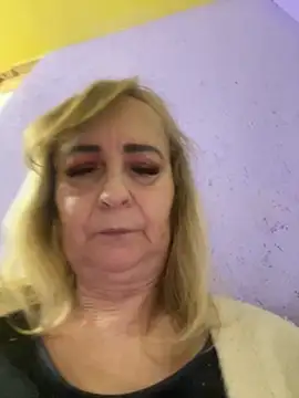 Snapshot of Irina2909@xh chatting on 10/29/25, 01:46 Irina2909xh online show from 10/29/25, 01:46