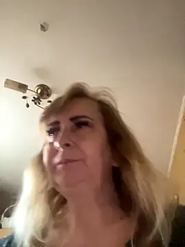 Snapshot of Irina2909@xh chatting on 11/29/25, 07:22 Irina2909xh online show from 11/29/25, 07:22