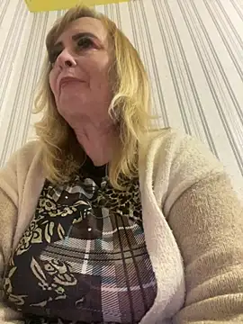 Snapshot of Irina2909@xh chatting on 01/11/26, 08:25 Irina2909xh online show from 01/11/26, 08:25