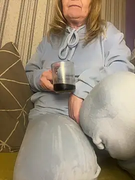 Snapshot of Irina2909@xh chatting on 01/15/26, 11:08 Irina2909xh online show from 01/15/26, 11:08