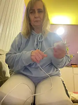 Snapshot of Irina2909@xh chatting on 02/01/26, 09:46 Irina2909xh online show from 02/01/26, 09:46