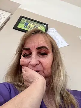 Snapshot of Irina2909@xh chatting on 02/02/26, 11:53 Irina2909xh online show from 02/02/26, 11:53