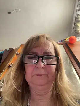 Snapshot of Irina2909@xh chatting on 02/07/26, 10:08 Irina2909xh online show from 02/07/26, 10:08