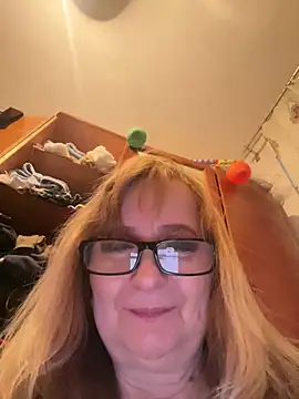 Snapshot of Irina2909@xh chatting on 02/21/26, 12:22 Irina2909xh online show from 02/21/26, 12:22