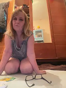 Snapshot of Irina2909@xh chatting on 02/28/26, 10:22 Irina2909xh online show from 02/28/26, 10:22