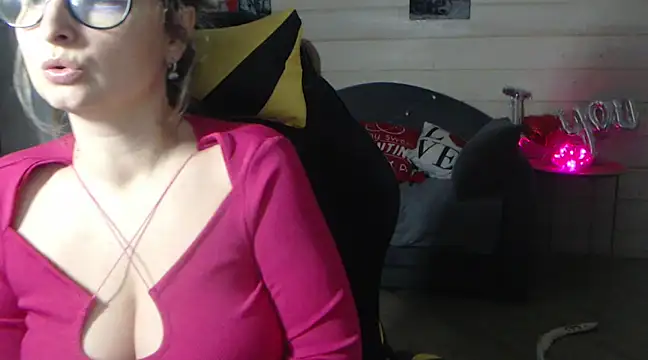 RubiLakros online show from 02/13/25, 04:17