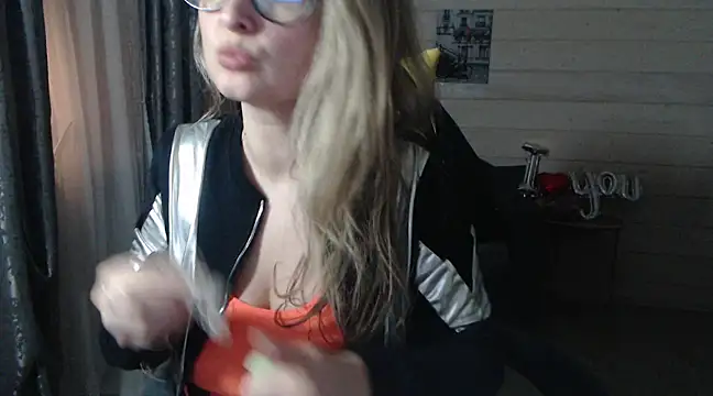 RubiLakros online show from 02/28/25, 04:42