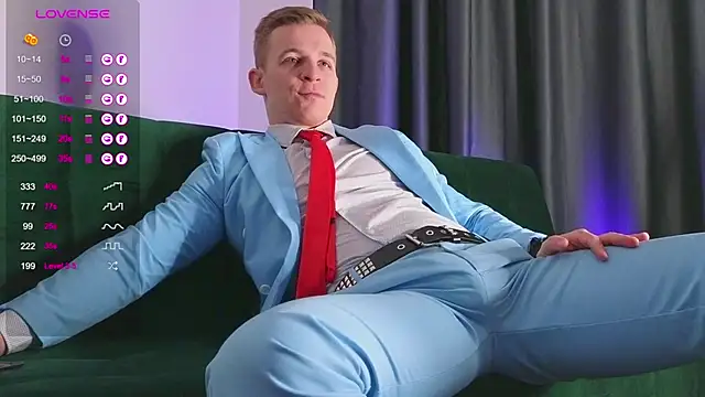 S3Xyes online show from 01/12/25, 03:39