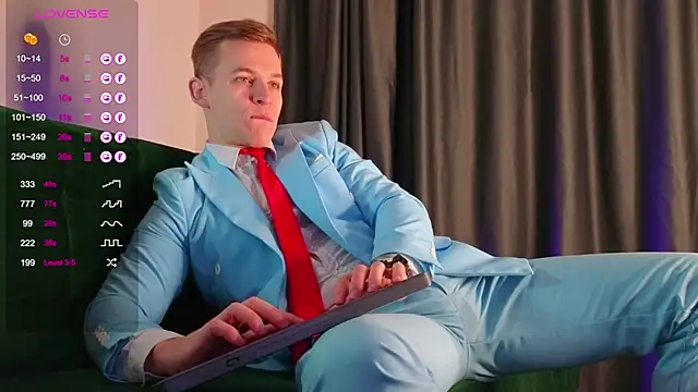 S3Xyes online show from 02/18/25, 03:10