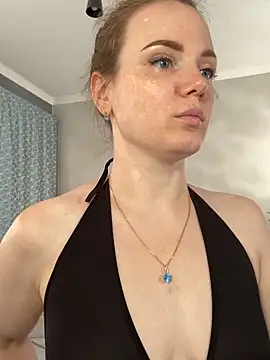Snapshot of AngelaWhiti chatting on 06/13/26, 04:27 AngelaWhiti online show from 06/13/26, 04:27