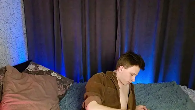 Snapshot of arlekincrop chatting on 12/03/24, 10:18 arlekincrop online show from 12/03/24, 10:18