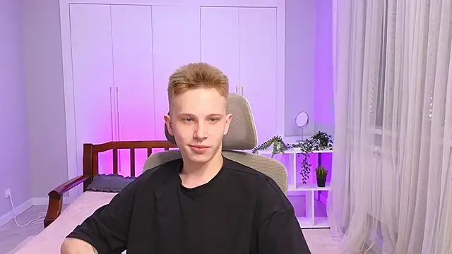 Snapshot of arlekincrop chatting on 12/30/24, 05:26 arlekincrop online show from 12/30/24, 05:26