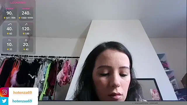 Snapshot of Hotenza69 chatting on 02/06/25, 10:48 Hotenza69 online show from 02/06/25, 10:48