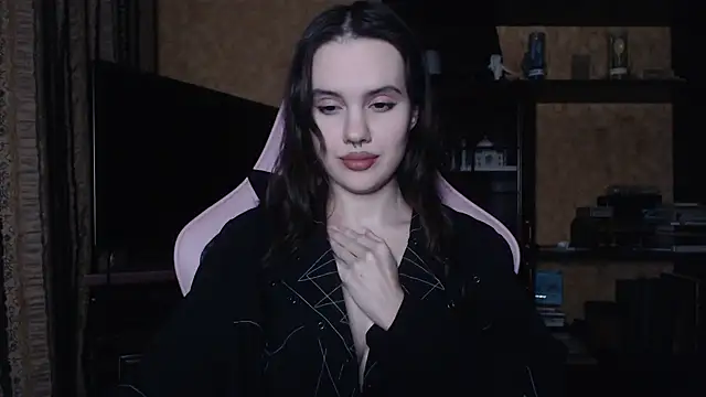 Snapshot of Veronika_kruk chatting on 12/06/24, 04:49 Veronika kruk online show from 12/06/24, 04:49